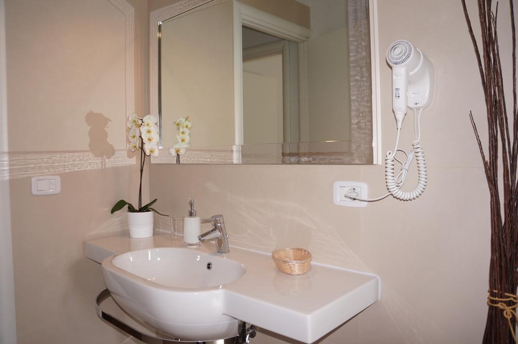 Lullymia Bed and Breakfast Crotone Rum bild