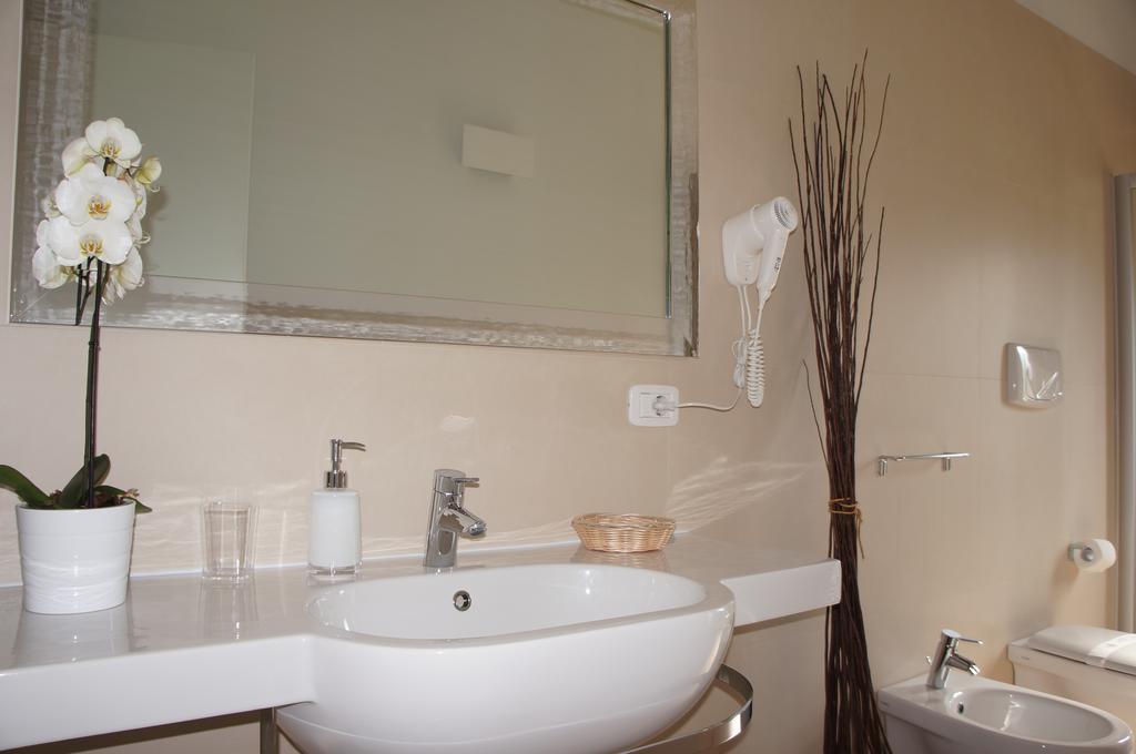 Lullymia Bed and Breakfast Crotone Rum bild