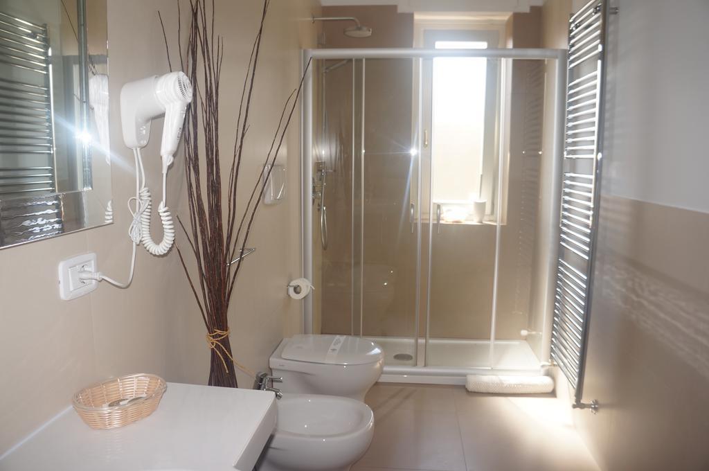 Lullymia Bed and Breakfast Crotone Exteriör bild