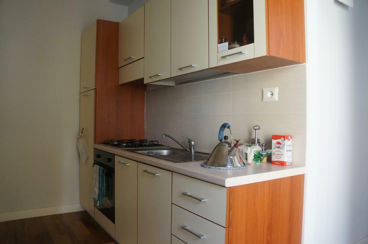 Lullymia Bed and Breakfast Crotone Exteriör bild